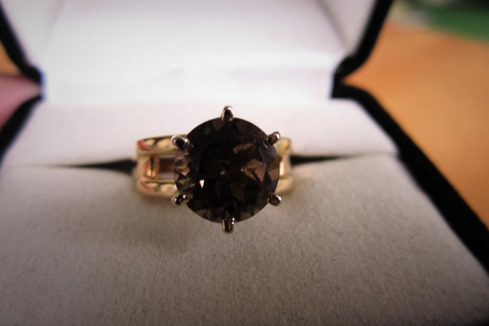 KAY JEWELERS SOLID 14KT SMOKEY TOPAZ RING SOLID 14KT YELLOW GOLD Large ...